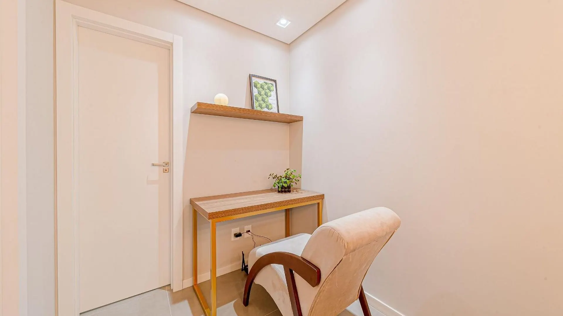 Seu Lar Fora De Casa, Apto 100% Equipado Min801 Joinville 0*,
